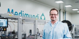 Cartamundi – Conjuring FFP2 masks from the converting process The mask production line at Medimundi. Photo: Courtesy Medimundi.