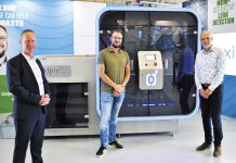 Oxipack’s The Rotary for micro-leak detection Wico Reineman (B&R), Pim Jobse (Oxipack) and Wardo Dietrich (Machinefabriek Geurtsen) are proud to present The Rotary, which detects microscopic leaks without harming the product