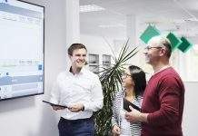 Syntegon presents new service agreement packages at Achema 2022 Syntegon offers support at all Service Agreement levels, from maintenance planning and spare parts management to operator training and digital plant optimization. Photo: Syntegon