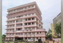 Vivekanand Education Society College of Pharmacy’s MOU with ENTOD Vivekanand