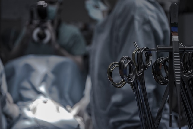 piron-guillaume-iwzaTMpBD7Q-unsplash Today, laparoscopic and other minimally invasive procedures offer hernia patients a safer, faster, and more comfortable recovery compared to traditional open surgery.