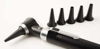 Kraiburg optimizes ear care with TPE for otoscope Kraiburg