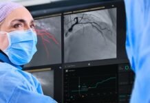 Philips introduces SmartIQ to address the trade-off between image quality and radiation dose in coronary procedures Philips