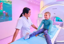 Storytelling to support kids undergoing MRI exams Philips